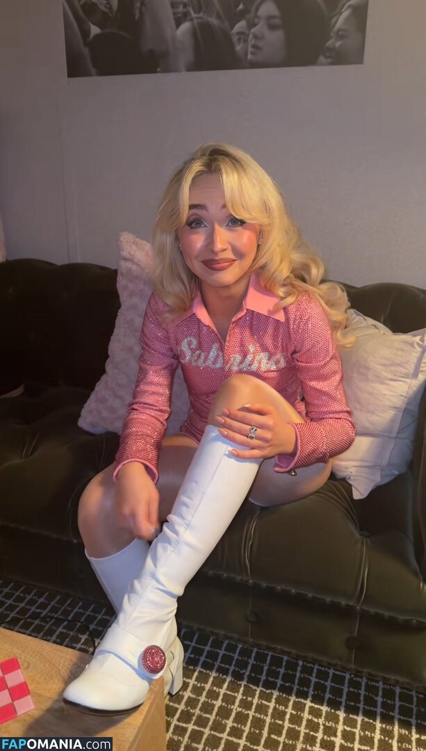Sabrina Carpenter / https: / sabrinacarpenter Meztelen OnlyFans  Kikerült fotó #2497
