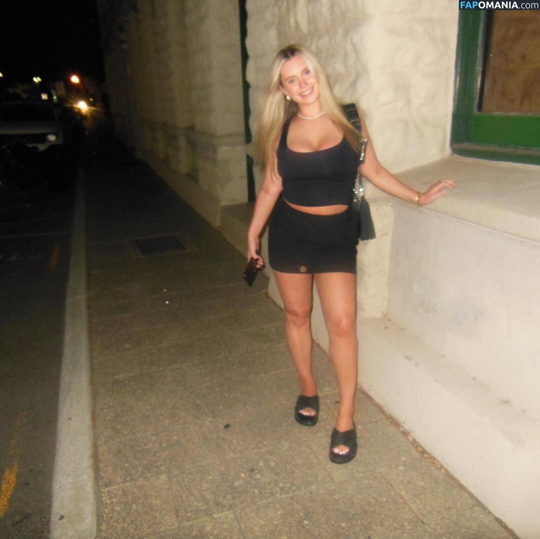 Sacha Ross / sachaross / sasharosexxx Meztelen OnlyFans  Kikerült fotó #1