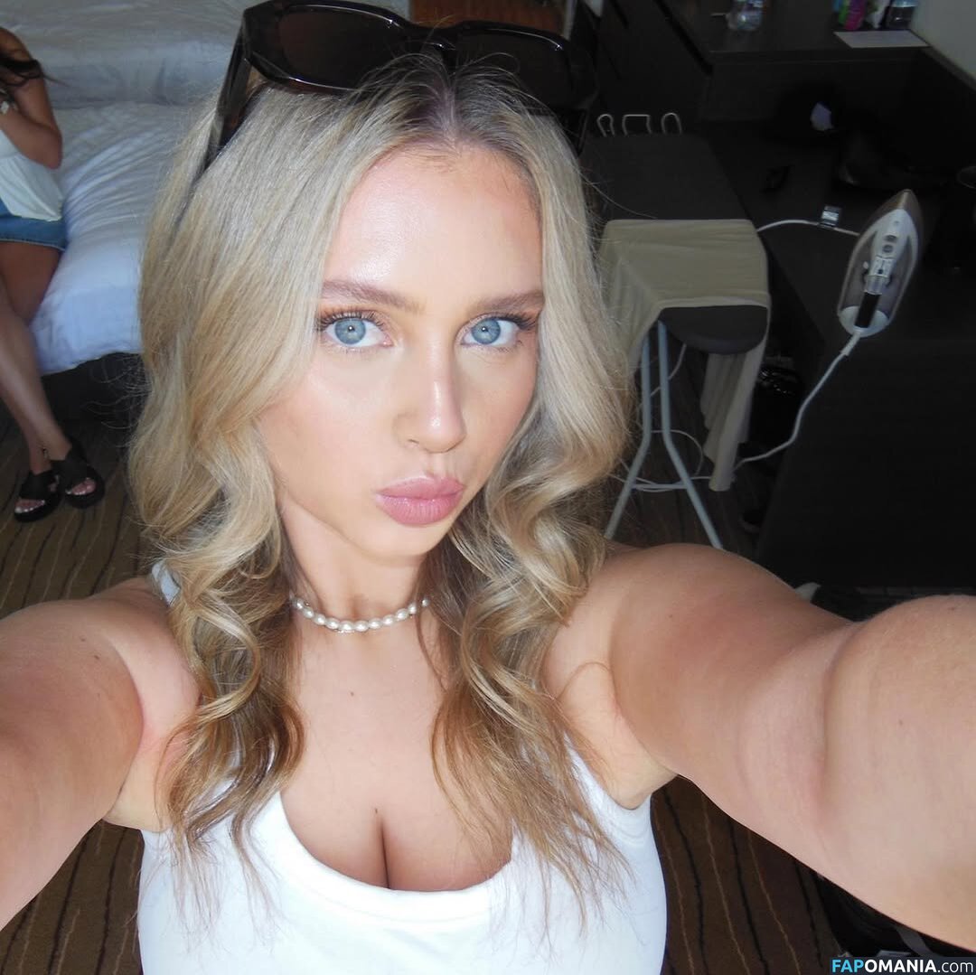 Sacha Ross / sachaross / sasharosexxx Meztelen OnlyFans  Kikerült fotó #3