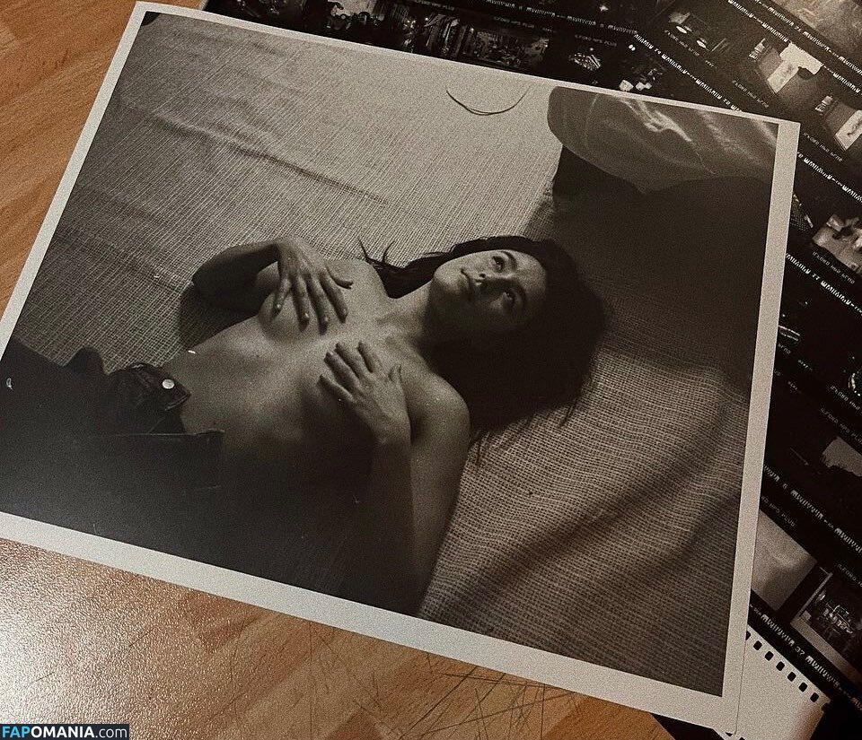 Saffron Sharpe / saffronsharpe Meztelen OnlyFans  Kikerült fotó #17