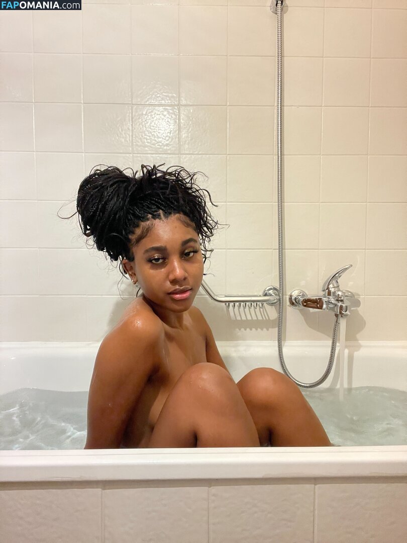 Cyber Hoe / saint_ziya / saintziya Meztelen OnlyFans  Kikerült fotó #5