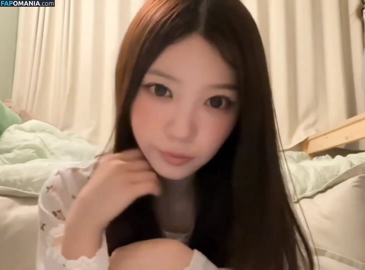 Sakai Moka / https: / illit_official Meztelen OnlyFans  Kikerült fotó #9