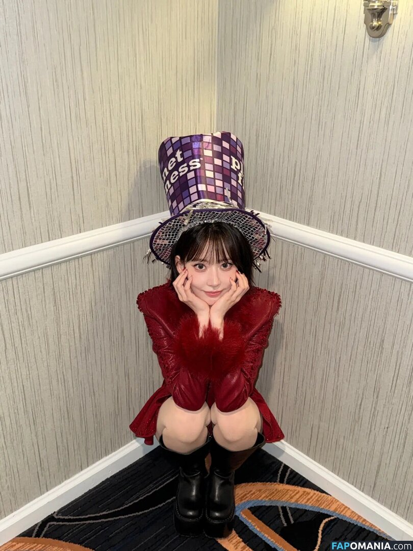 39saku_chan / LESSERAFIM / Sakura Miyawaki 宮脇 咲良 Meztelen OnlyFans  Kikerült fotó #6