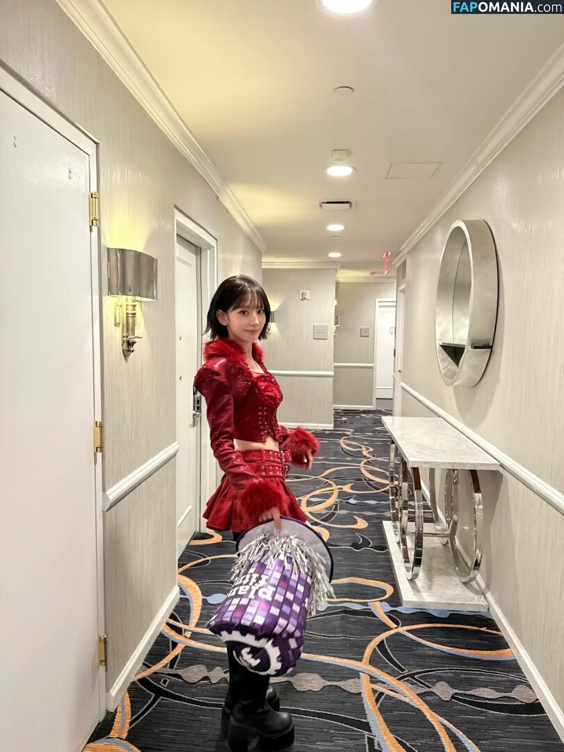 39saku_chan / LESSERAFIM / Sakura Miyawaki 宮脇 咲良 Meztelen OnlyFans  Kikerült fotó #11