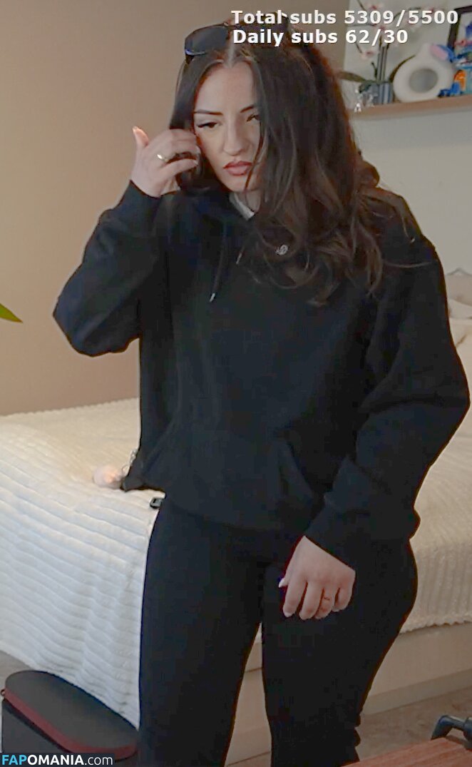 NoraExplorer Sister / Salmmuss / https: / salmmus / salmmusss / salmunozz Meztelen OnlyFans  Kikerült fotó #15