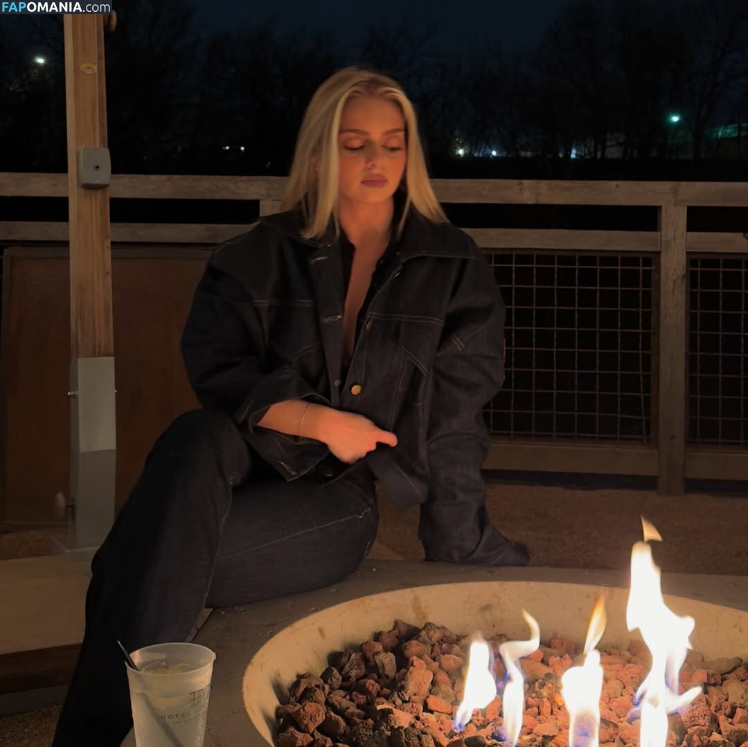 Samantha Riehl / https: / samanthariehl Meztelen OnlyFans  Kikerült fotó #15