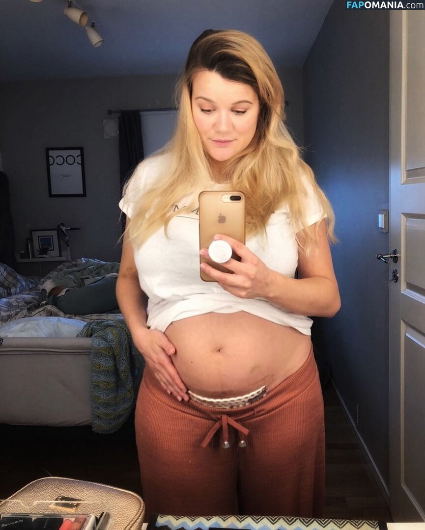 Sandra Lyng Meztelen OnlyFans  Kikerült fotó #1