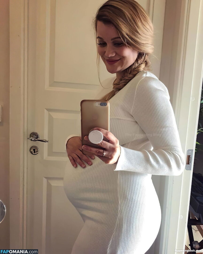 Sandra Lyng Meztelen OnlyFans  Kikerült fotó #5