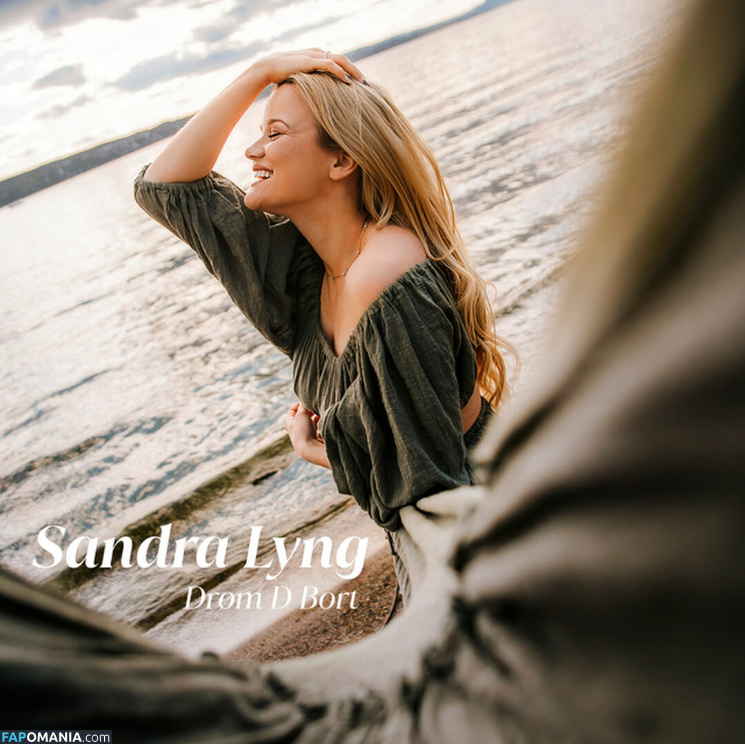 Sandra Lyng Meztelen OnlyFans  Kikerült fotó #6