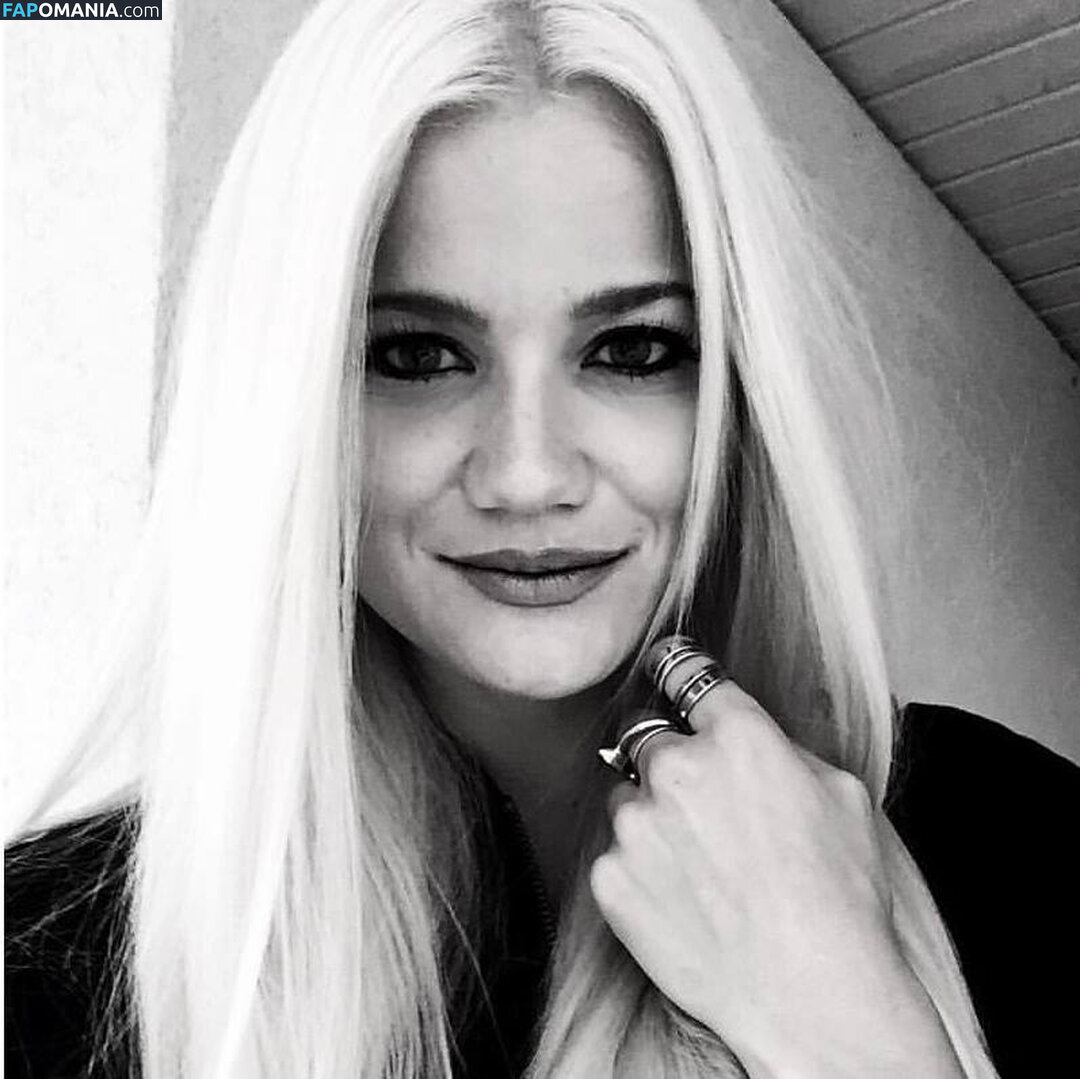 Sandra Lyng Meztelen OnlyFans  Kikerült fotó #20