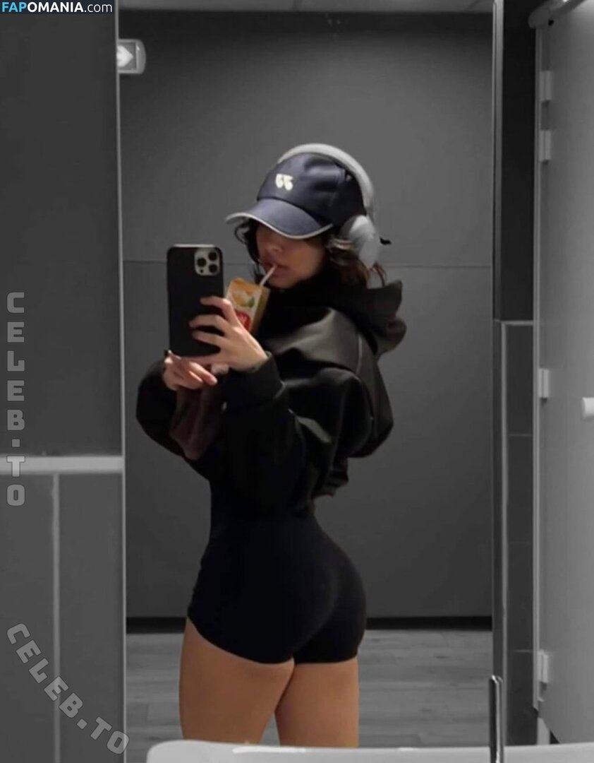 https: / protheme / sanyaaa / sanymaa / sanymaaa Meztelen OnlyFans  Kikerült fotó #139