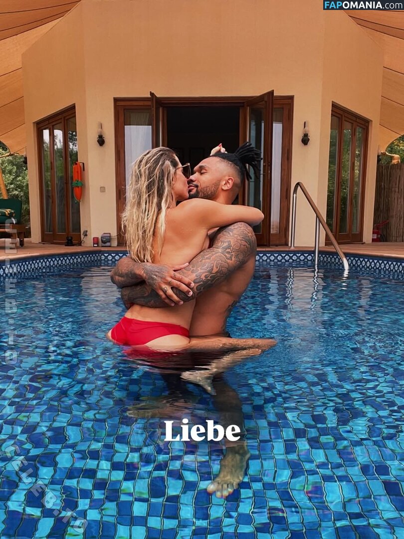 Sarah Harrison / sarah.harrison.official Meztelen OnlyFans  Kikerült fotó #3