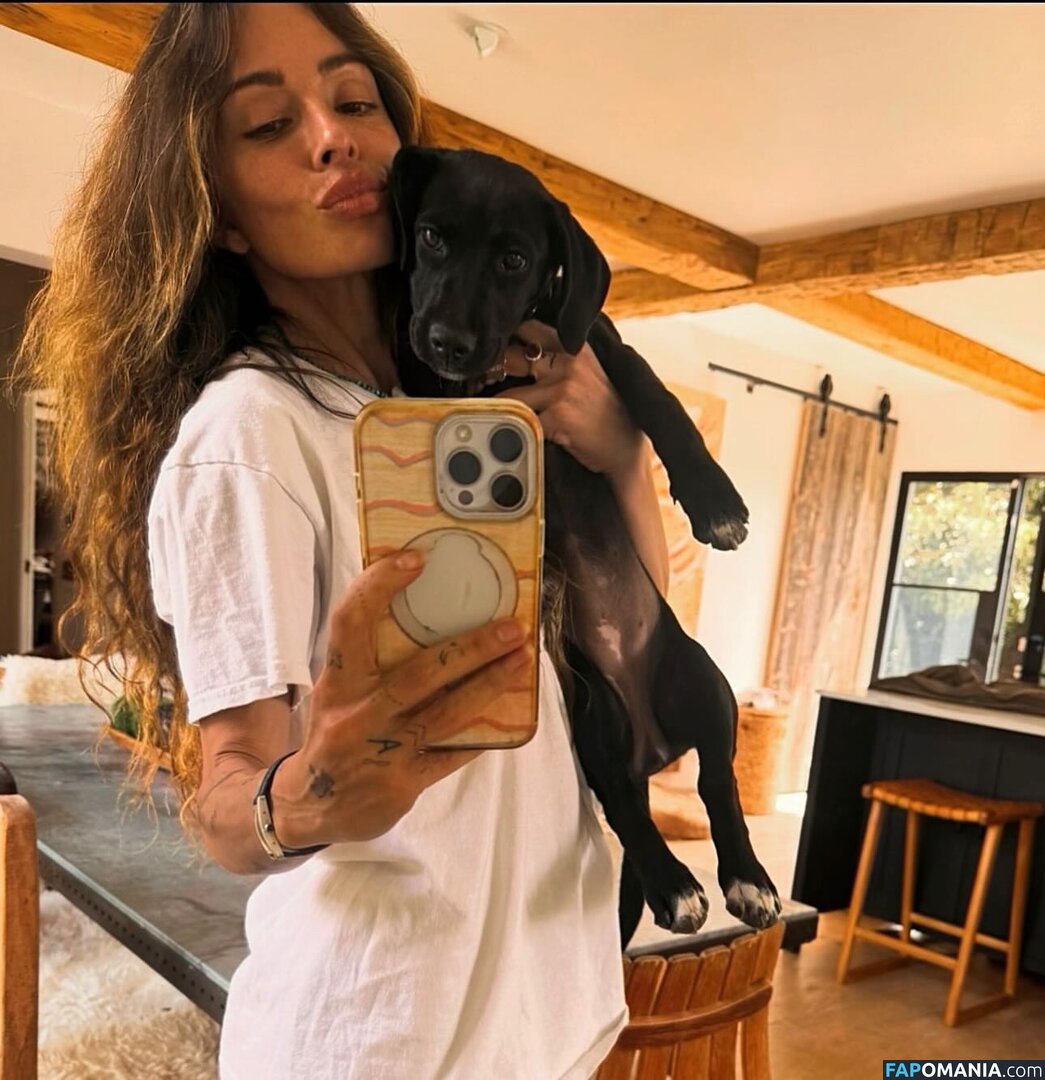 Sarah Shahi / SarahShahi Meztelen OnlyFans  Kikerült fotó #225