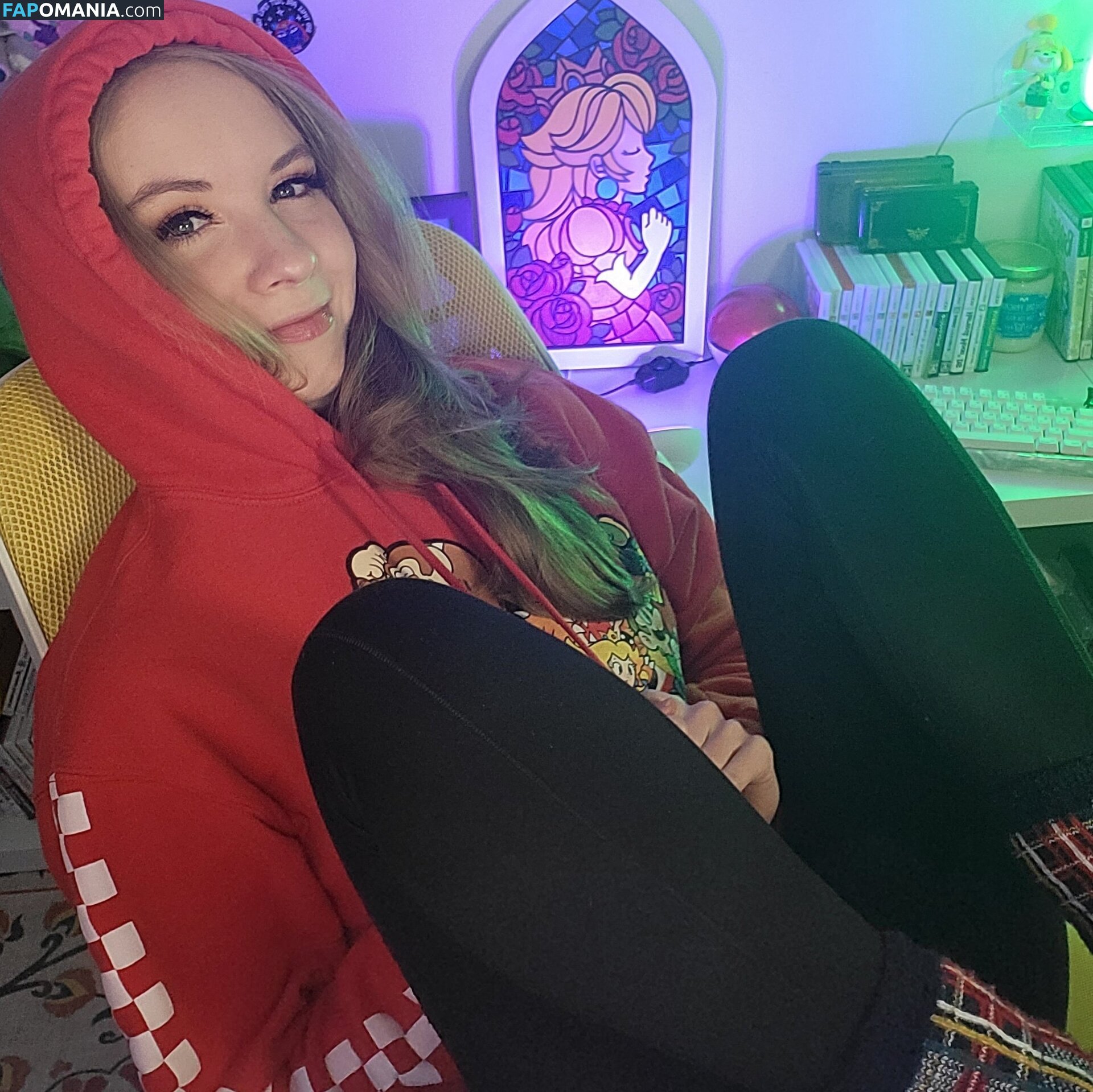 Sarahpodz / https: Meztelen OnlyFans  Kikerült fotó #1