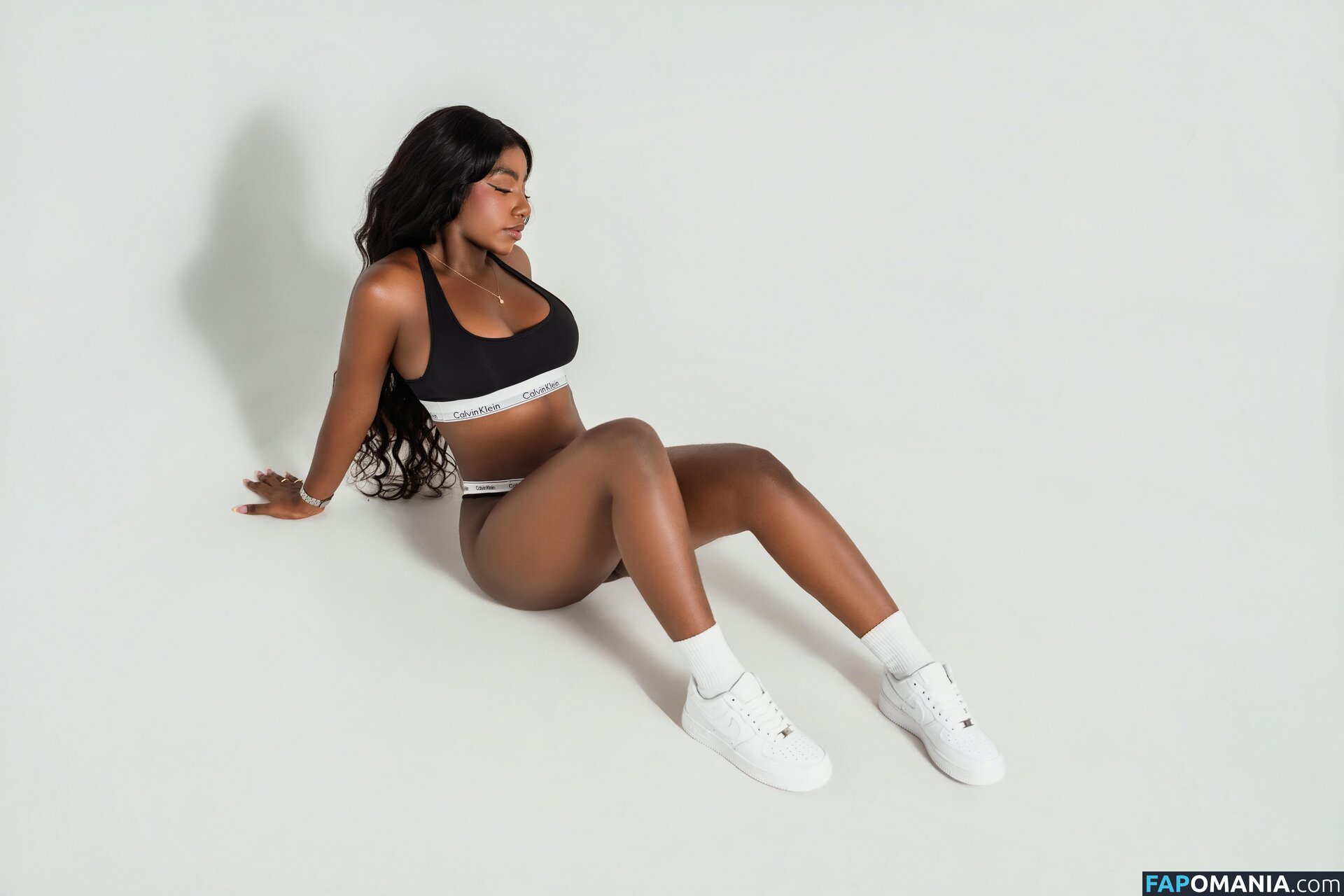 saramoroe1 Meztelen OnlyFans  Kikerült fotó #9