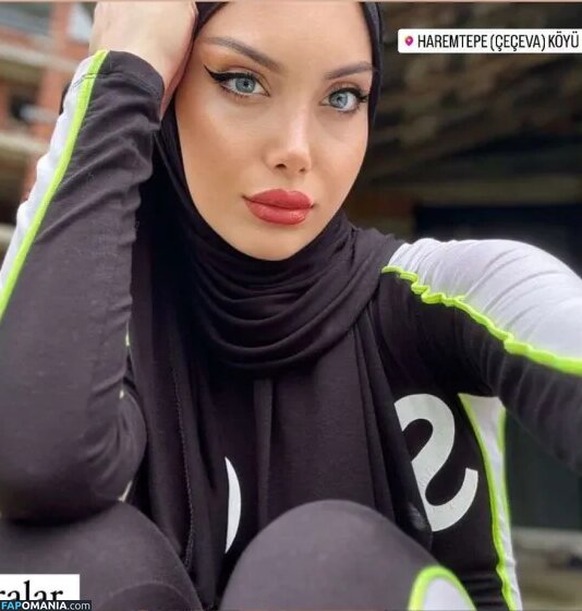 heliosari / heliosri / sariikubraa Meztelen OnlyFans  Kikerült fotó #8