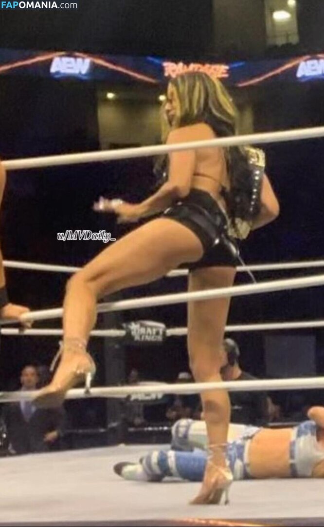 Sasha Banks / sashabankswwe / soxysasha Meztelen OnlyFans  Kikerült fotó #49