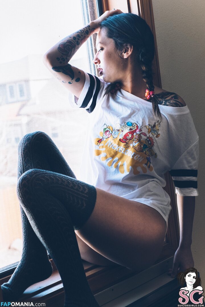 Sassafrass / _sassafrass / definite.bad.idea Meztelen OnlyFans  Kikerült fotó #2