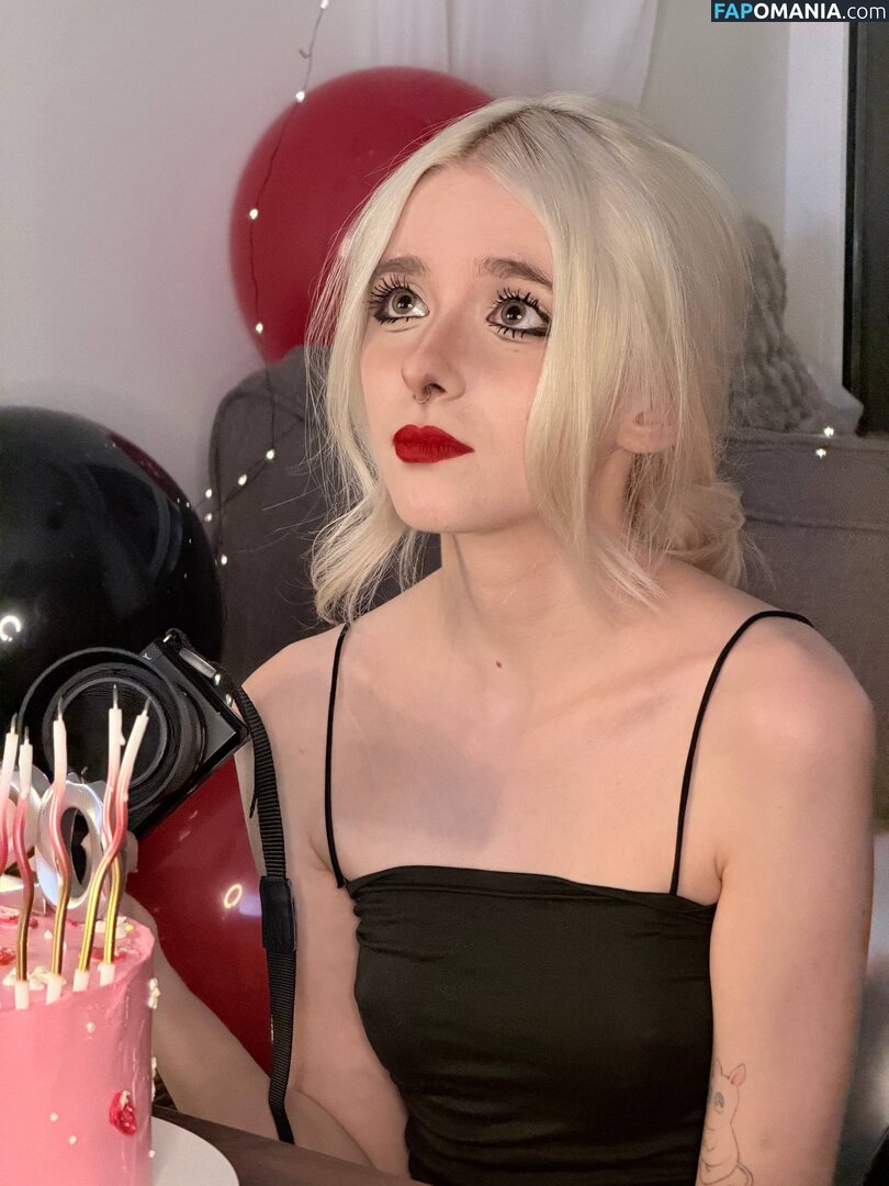 isla-moon / sayamoon Meztelen OnlyFans  Kikerült fotó #2