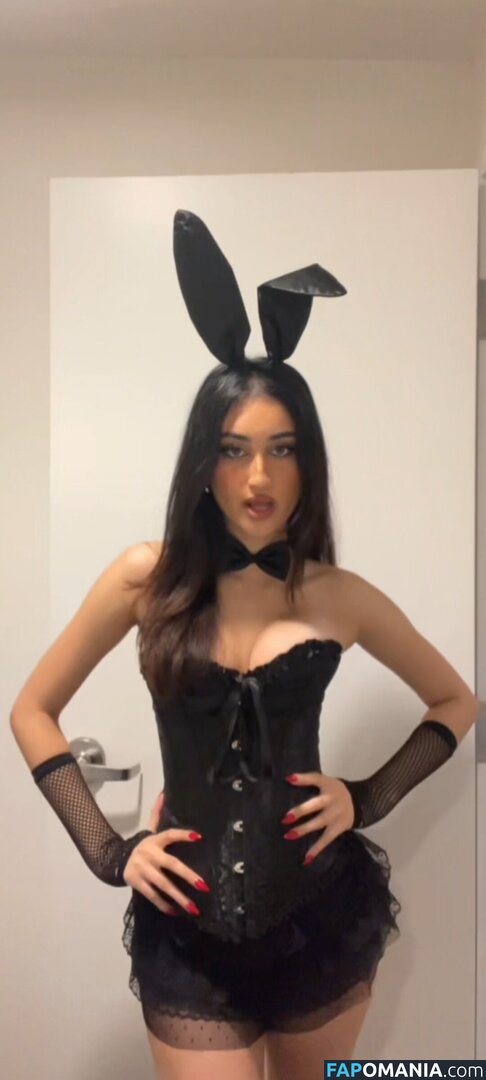 Selena_a.h Selena<3 / selena_a.h Meztelen OnlyFans  Kikerült fotó #1