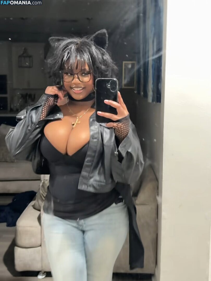 Nia / senpaixtroll / senpiaxtroll Meztelen OnlyFans  Kikerült fotó #2