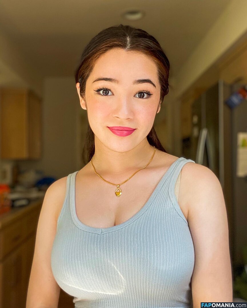 Sfw Big Tits / fullerbustbestie / https: Meztelen OnlyFans  Kikerült fotó #18