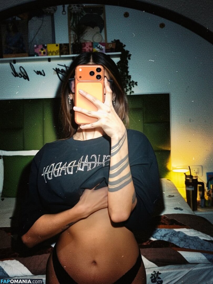 Shambhavi Singh / shambhavi1997 Meztelen OnlyFans  Kikerült fotó #8
