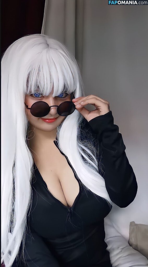 PoTchi / shknhdzn Meztelen OnlyFans  Kikerült fotó #10