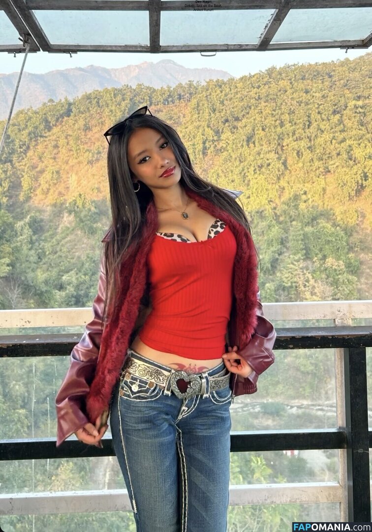 shraddhaforyou / shradhaa.2110 / trashradsss Meztelen OnlyFans  Kikerült fotó #2