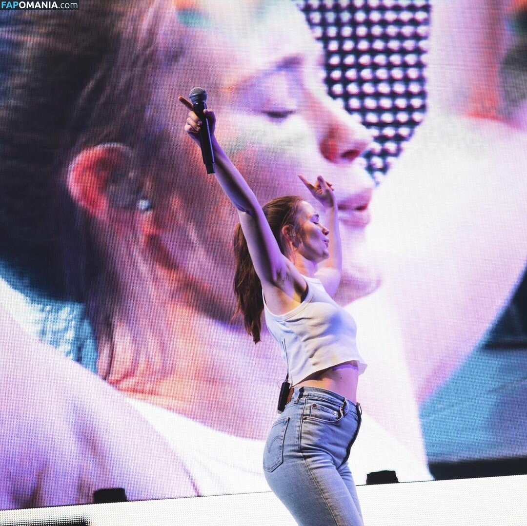 Sigrid / Sigrid Solbakk Raabe / thisissigrid Meztelen OnlyFans  Kikerült fotó #2