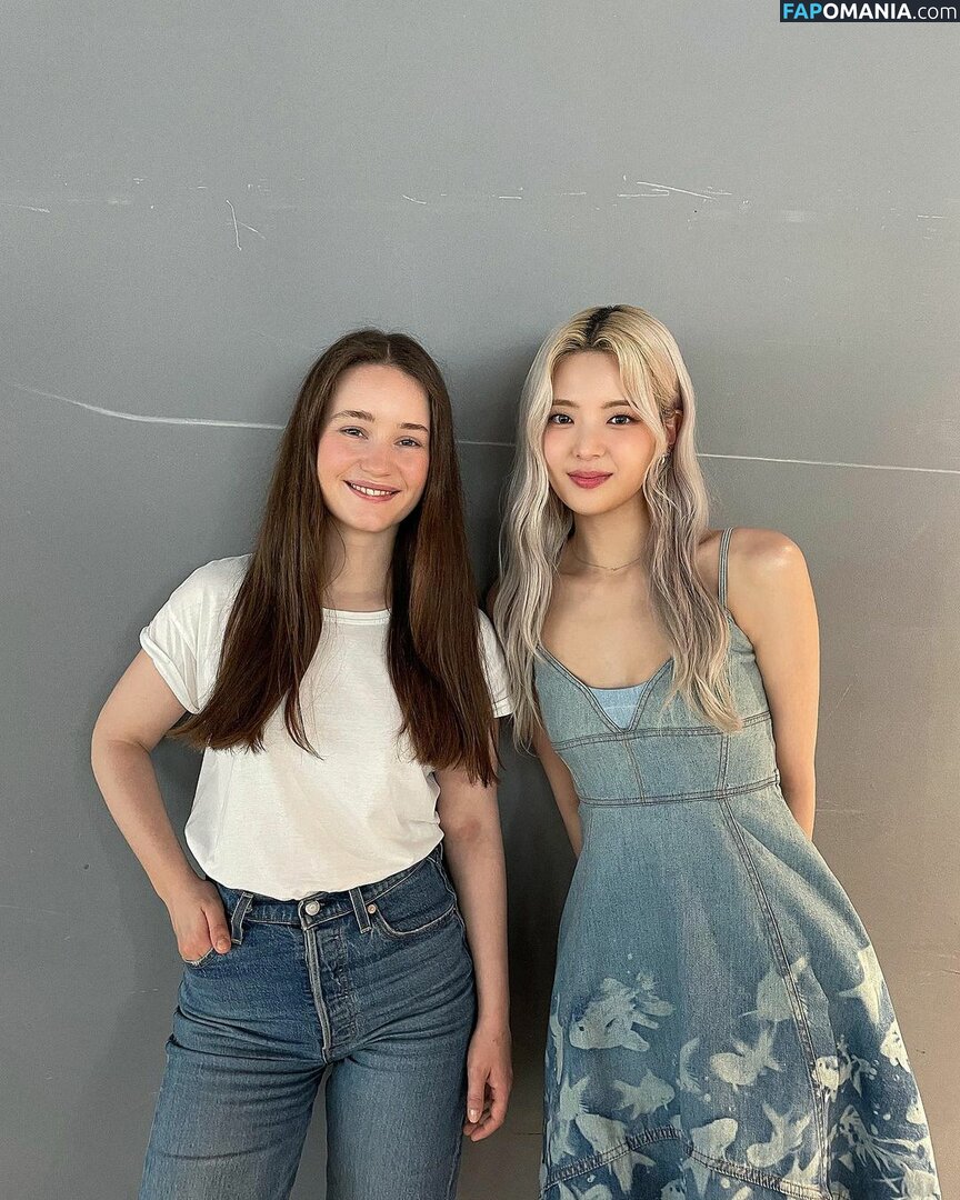 Sigrid / Sigrid Solbakk Raabe / thisissigrid Meztelen OnlyFans  Kikerült fotó #3