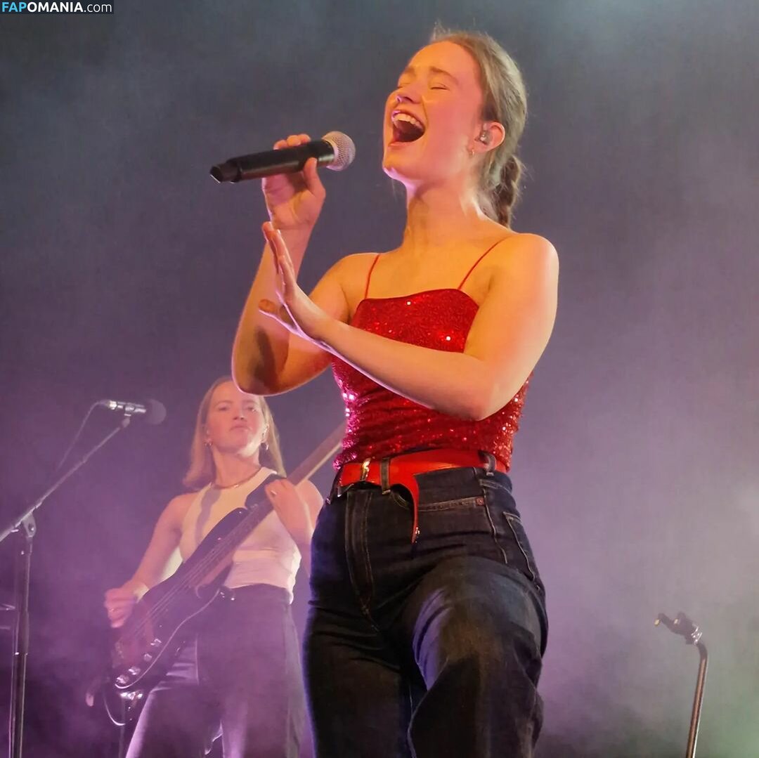Sigrid / Sigrid Solbakk Raabe / thisissigrid Meztelen OnlyFans  Kikerült fotó #189