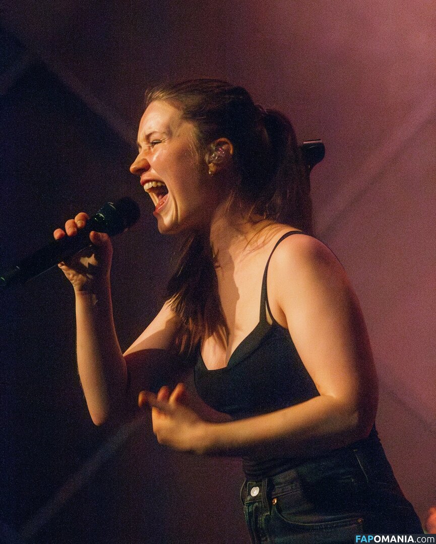 Sigrid / Sigrid Solbakk Raabe / thisissigrid Meztelen OnlyFans  Kikerült fotó #264