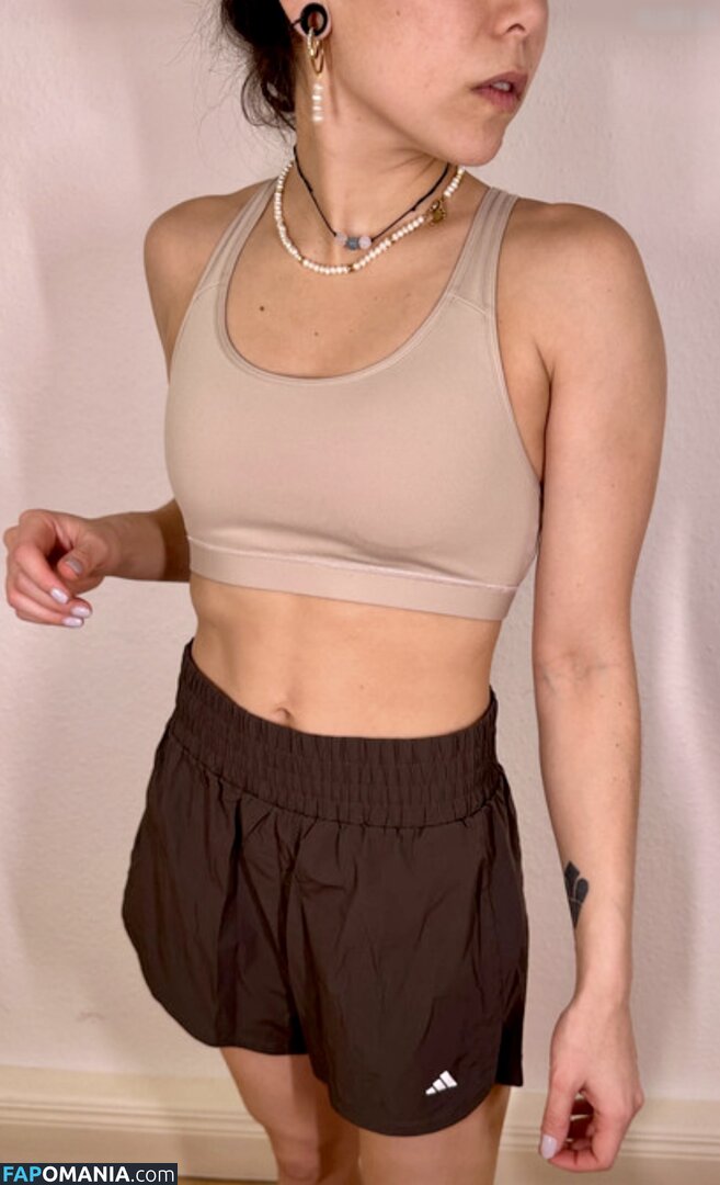 silky.zigzag Meztelen OnlyFans  Kikerült fotó #2