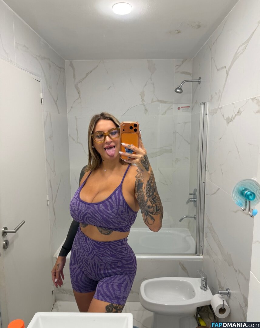 mirelastathatou / silviabellini / sonobellinisilvia / sophiestein Meztelen OnlyFans  Kikerült fotó #1