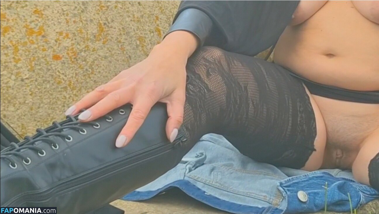 Simona Non Solo Radio Meztelen OnlyFans  Kikerült fotó #5