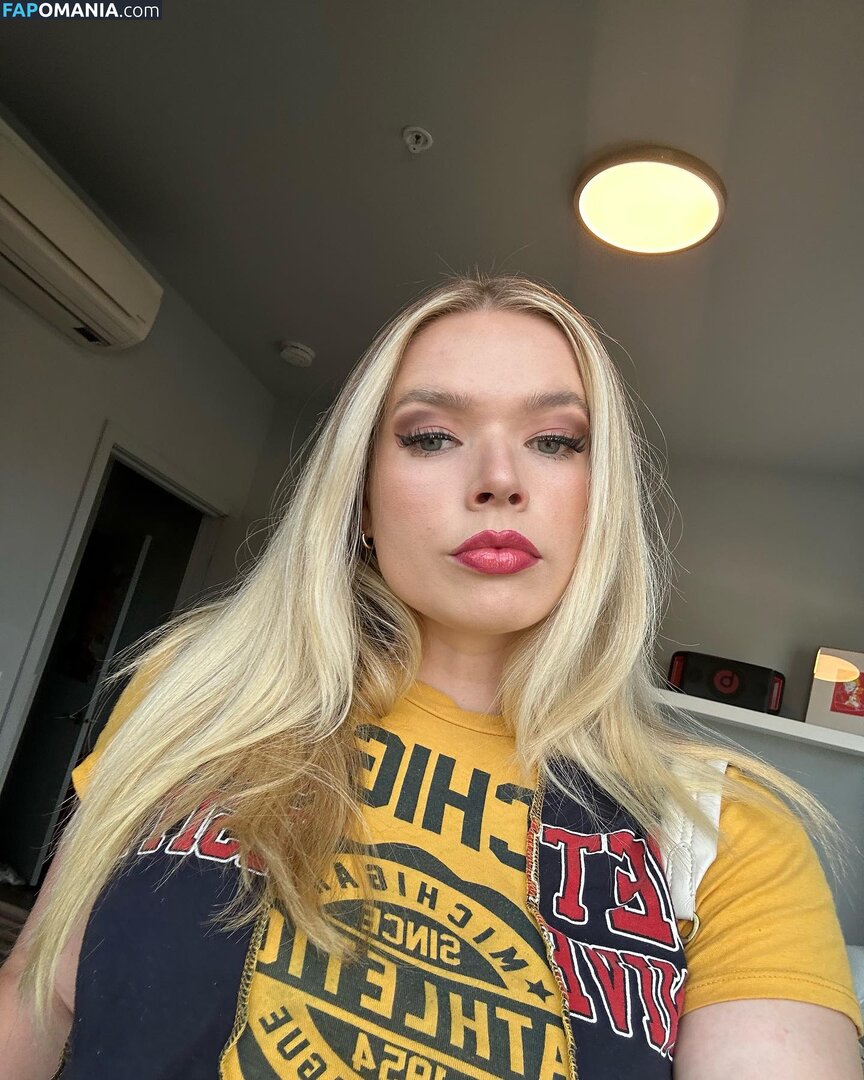 rapper / sinawynne Meztelen OnlyFans  Kikerült fotó #4