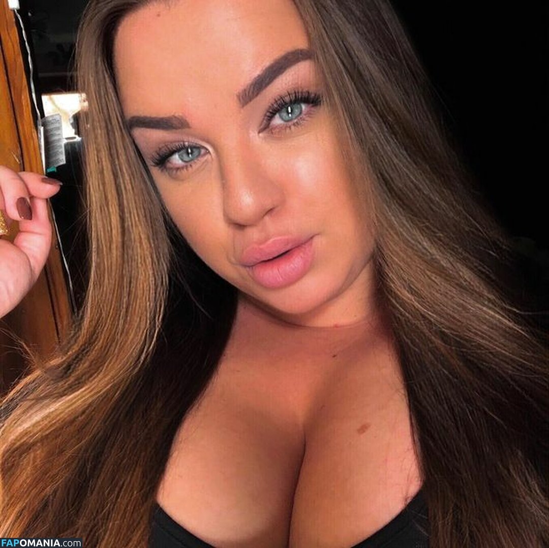 Skorka Kitti / kkittuss / skorkakitti Meztelen OnlyFans  Kikerült fotó #7