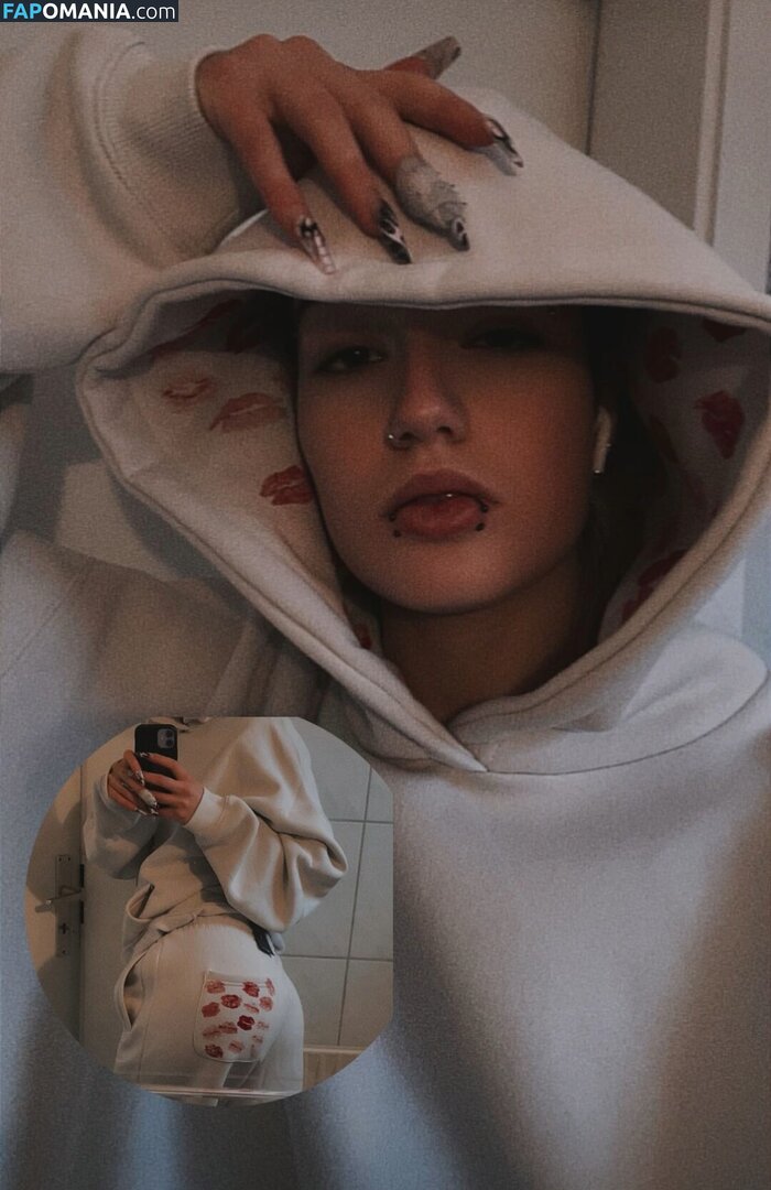 Nelee / sky_stn_ Meztelen OnlyFans  Kikerült fotó #3