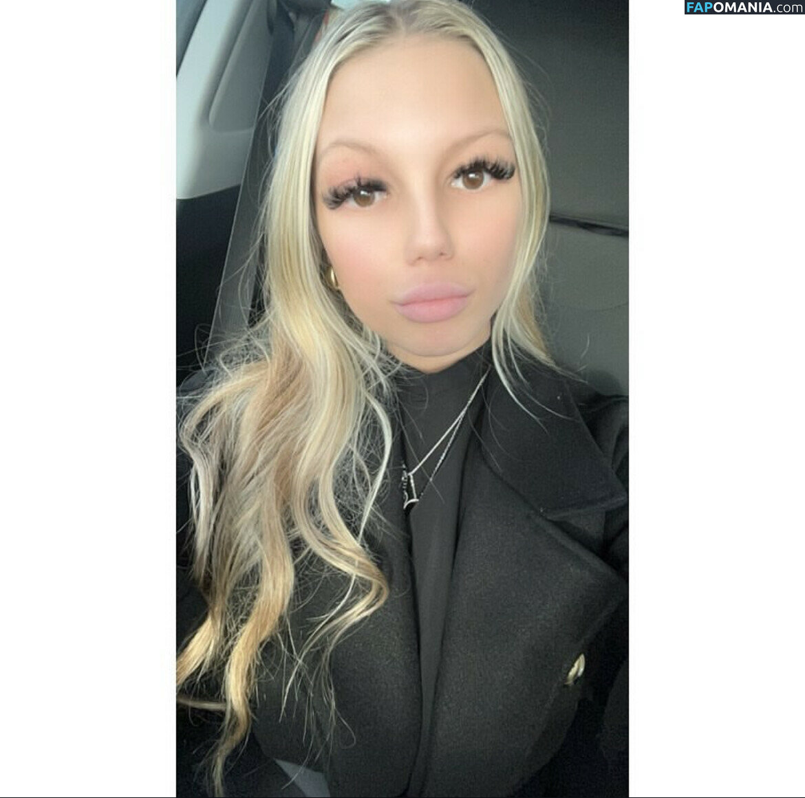 Skye Goddard / Skye Lily Mae Goddard / miafox1x Meztelen OnlyFans  Kikerült fotó #7