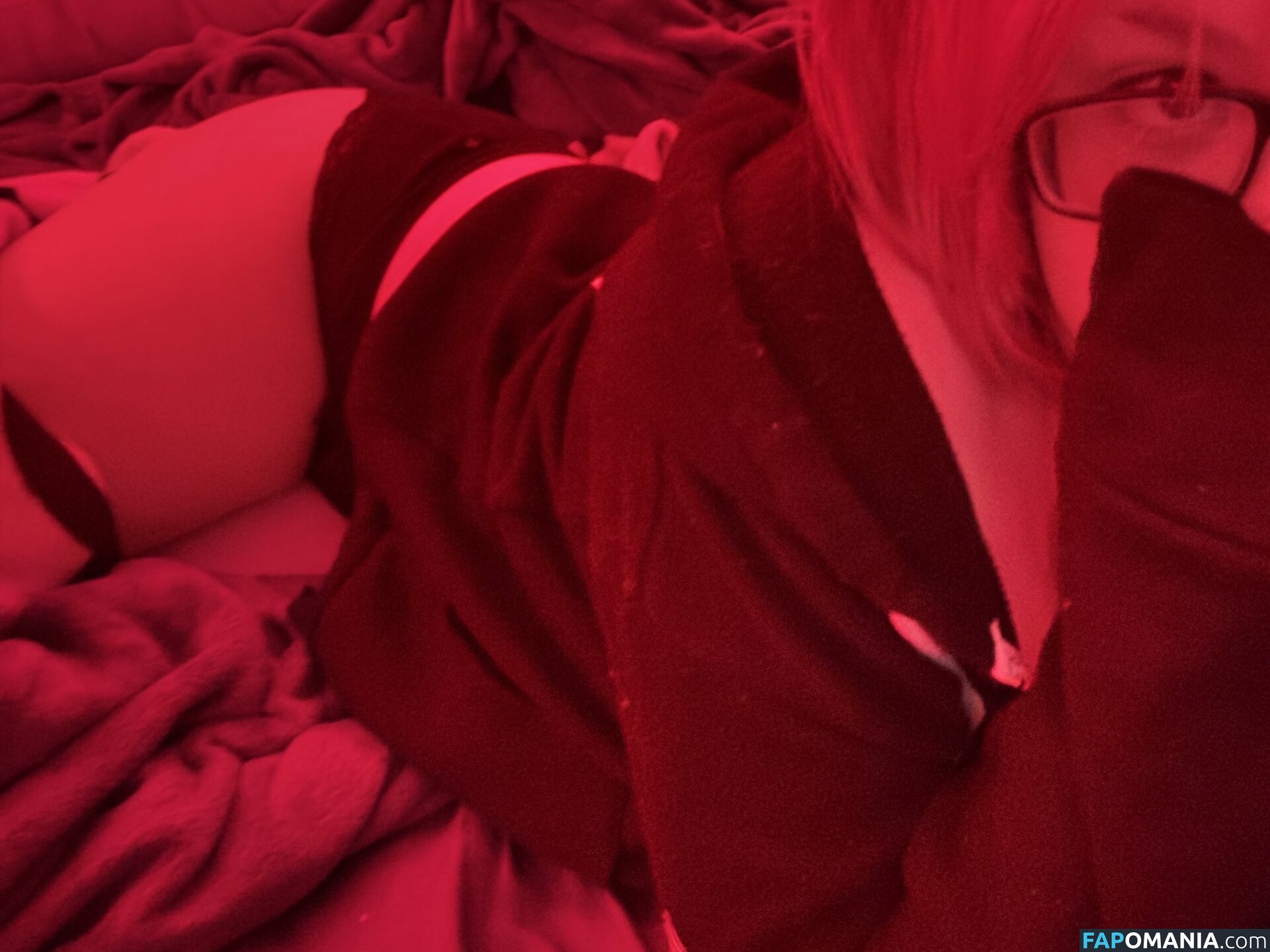 https: / skynyster / skynysterforest / supertfyaoi Meztelen OnlyFans  Kikerült fotó #1