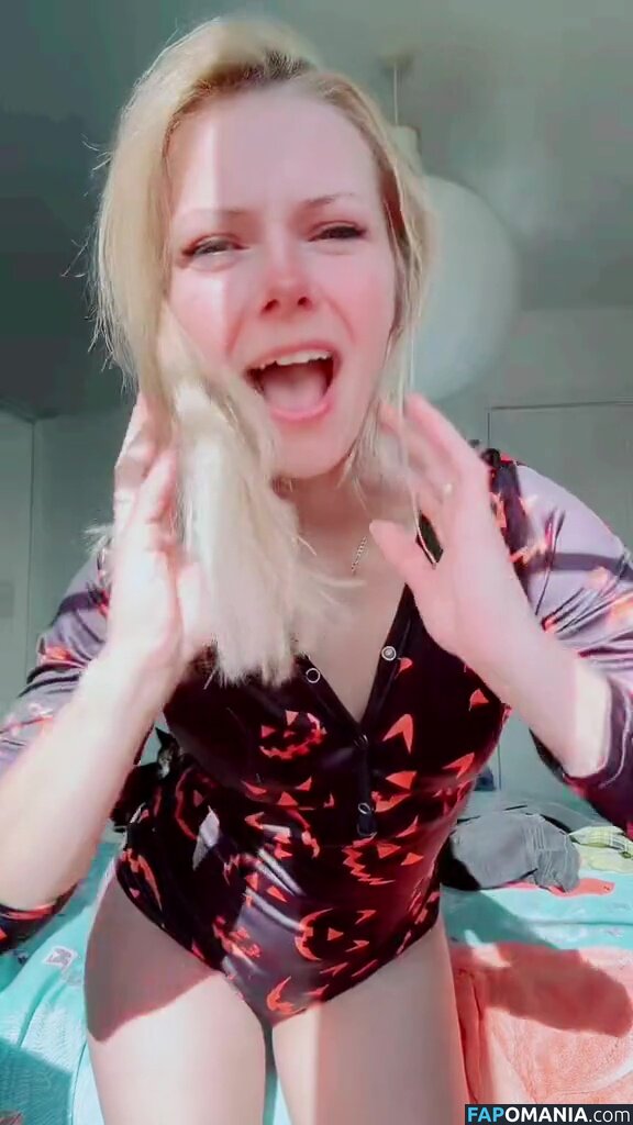 Danuisa Grudzinska / SmileyDani158 / danusiagrudzinska Meztelen OnlyFans  Kikerült fotó #53