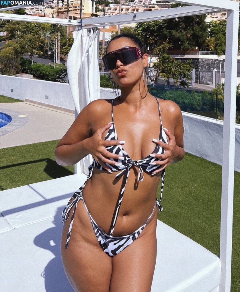 Snoochie Shy Meztelen OnlyFans  Kikerült fotó #2