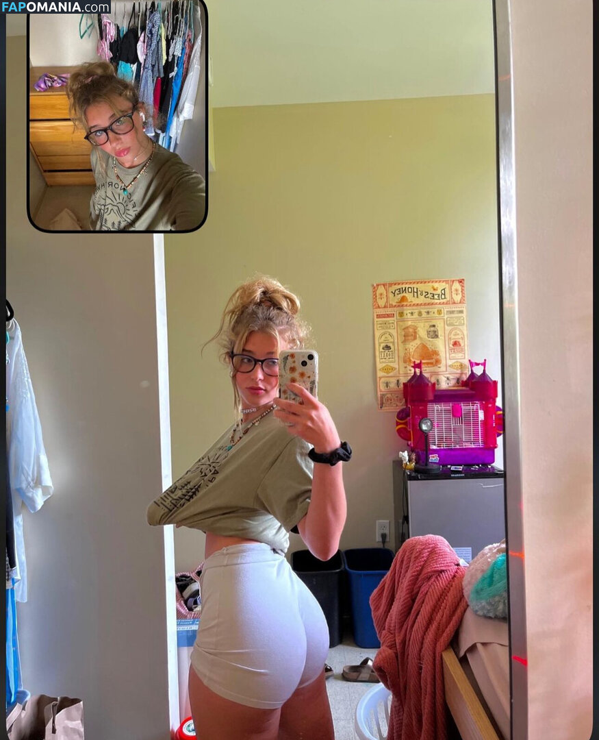 Snoop.doggy / beccacontrer-ass / helenbradshaww Meztelen OnlyFans  Kikerült fotó #3
