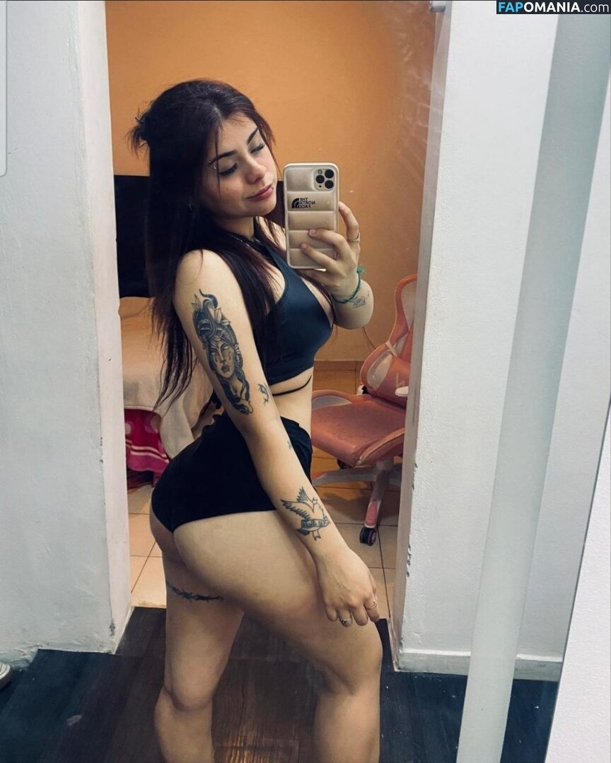 Sofi.dirisio / Sofi.dirisioo / Sofia di risio / https: / sofiidirisio / soso Meztelen OnlyFans  Kikerült fotó #3