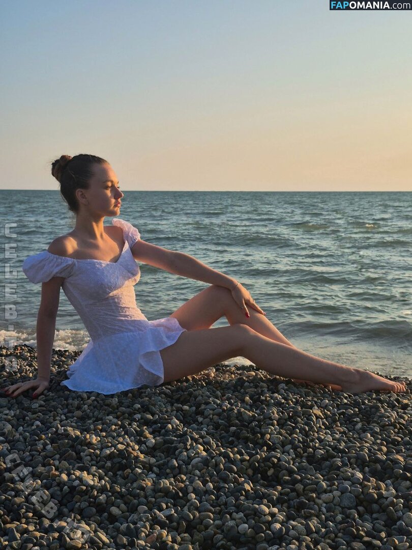 Sofia Alexandrovna / kozyrevaaaaaaa Meztelen OnlyFans  Kikerült fotó #1