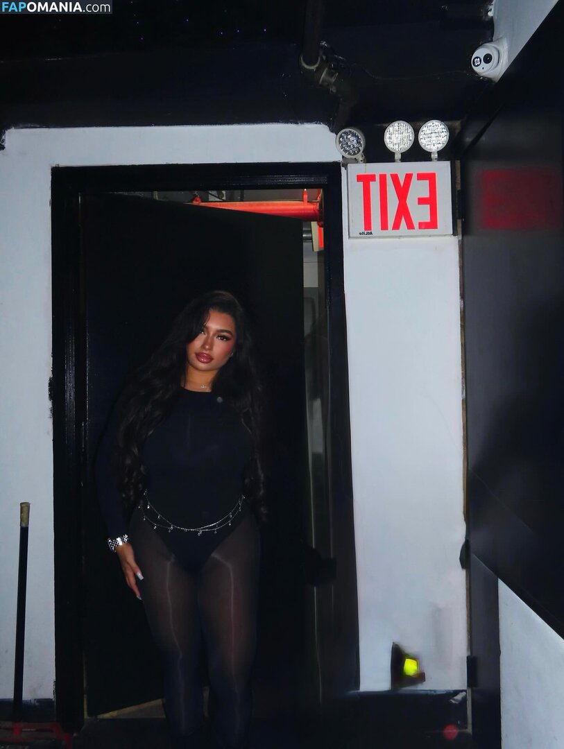 sofia.deroian / sofiaderoian Meztelen OnlyFans  Kikerült fotó #13