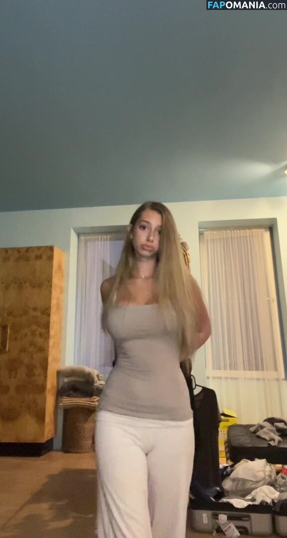 https: / sofyaplotnikova / xsofya_x Meztelen OnlyFans  Kikerült fotó #3