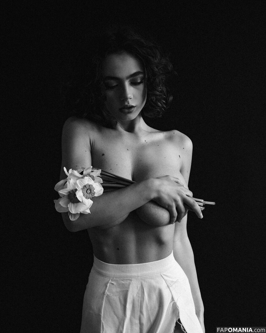 Solomia Maievska / Solomia_Maievska / miamaievska Meztelen OnlyFans  Kikerült fotó #120