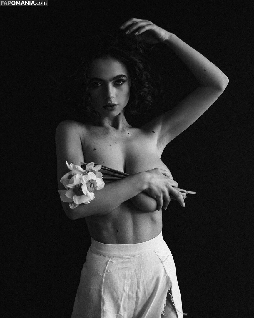 Solomia Maievska / Solomia_Maievska / miamaievska Meztelen OnlyFans  Kikerült fotó #123